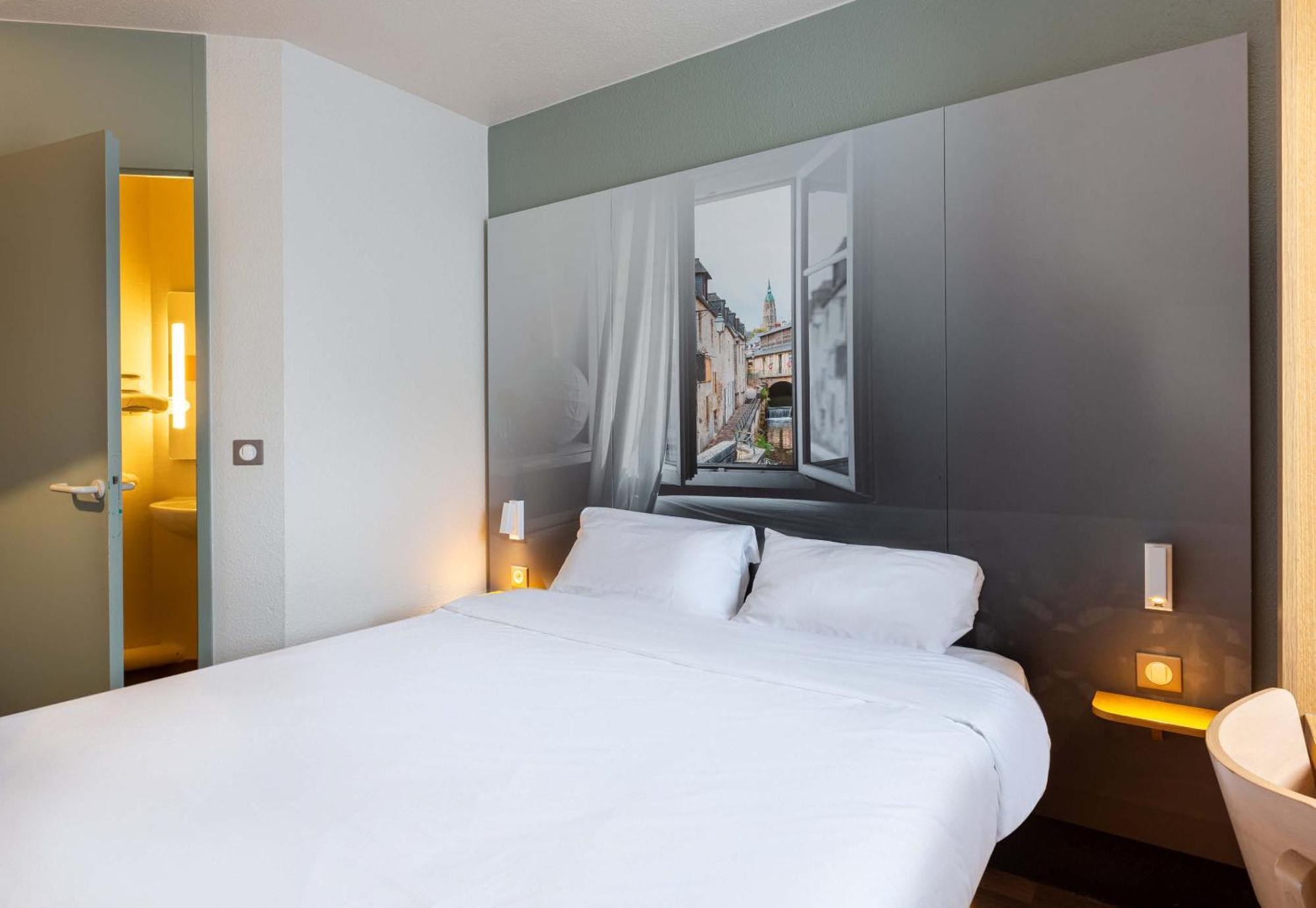 B&B Hotel Chartres Le Coudray エクステリア 写真
