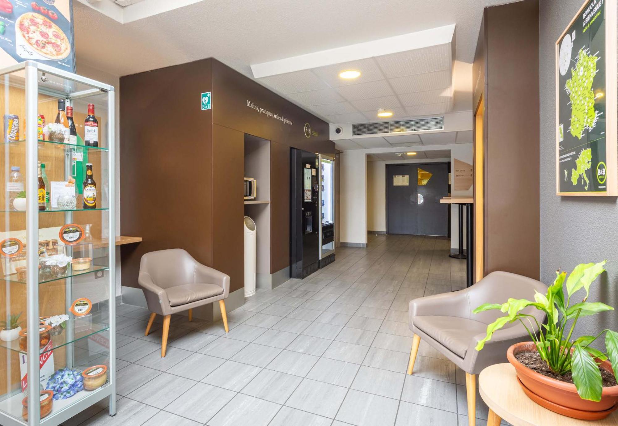 B&B Hotel Chartres Le Coudray エクステリア 写真