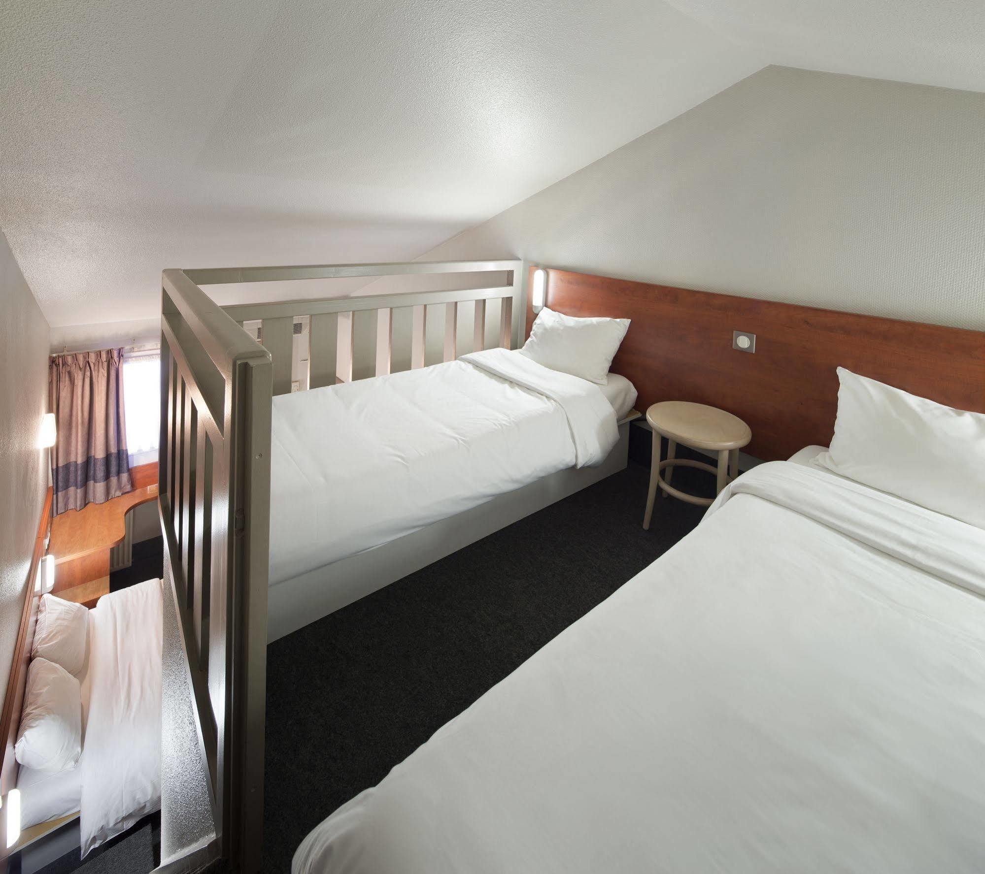 B&B Hotel Chartres Le Coudray エクステリア 写真